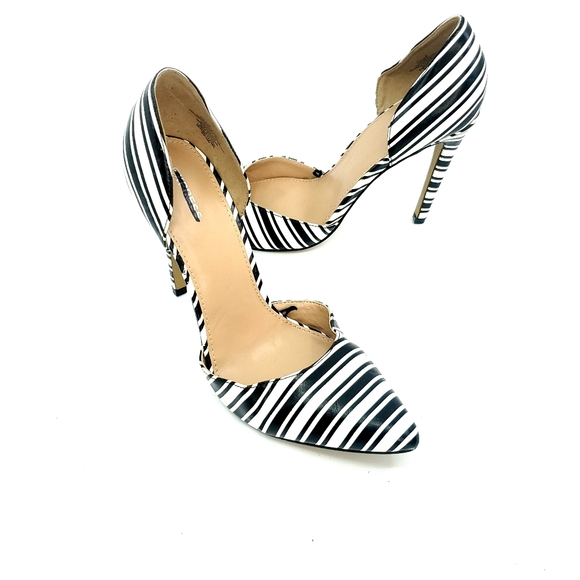 Express Shoes - Express d'orsay pump black and white